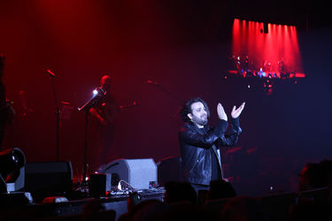 کنسرت کاوه یغمایی در سالن میلاد نمایشگاه بین المللی