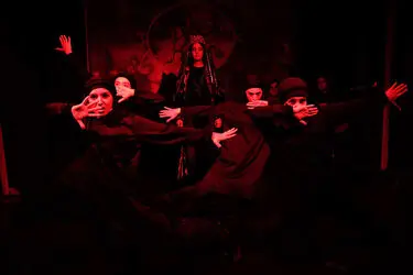 نمایش "راز پنهان" در اداره تئاتر
