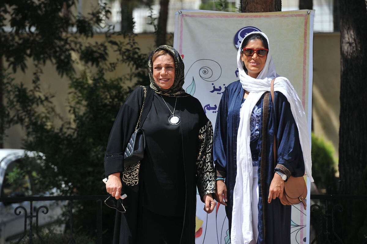 تجلیل از هنرمندان پیشکسوت متولد شهریورماه در مجموعه باغ زیبا