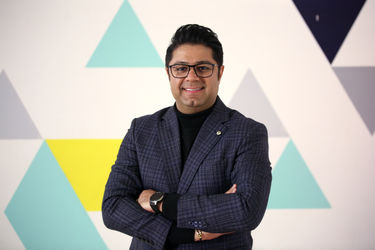 اکران فیلم "قرارمون پارک شهر" در باغ کتاب