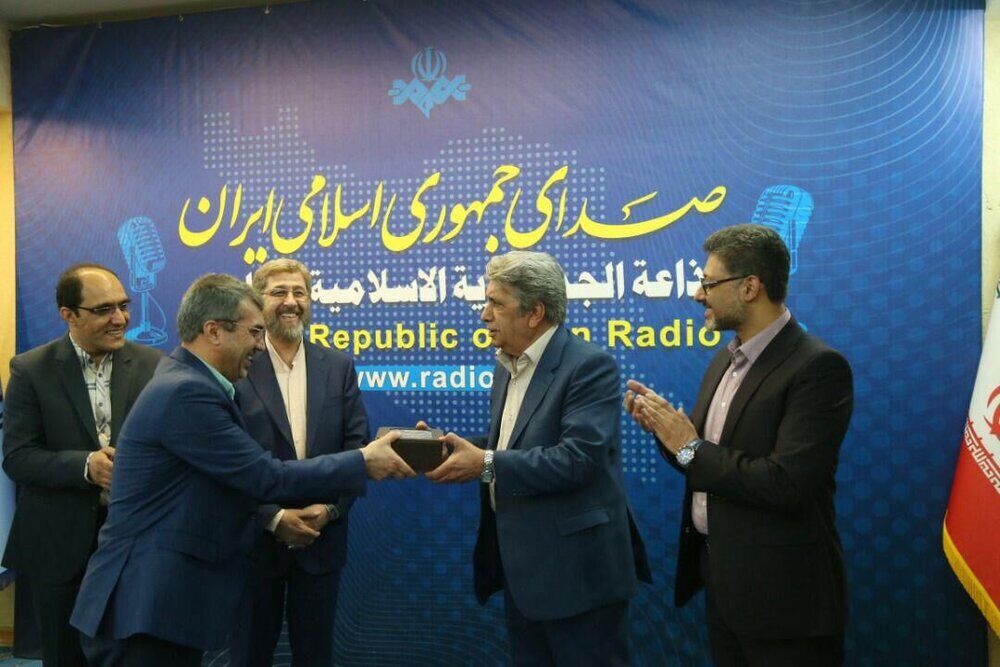 Culture Ministry honors radio host Behruz Razavi with lifetime ...