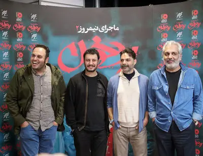 ظاهر متفاوت مهران مدیری و پیمان معادی در اکران مردمی/ عکس‌ها