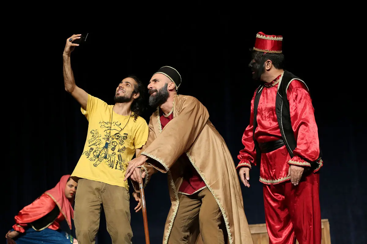 نمایش 