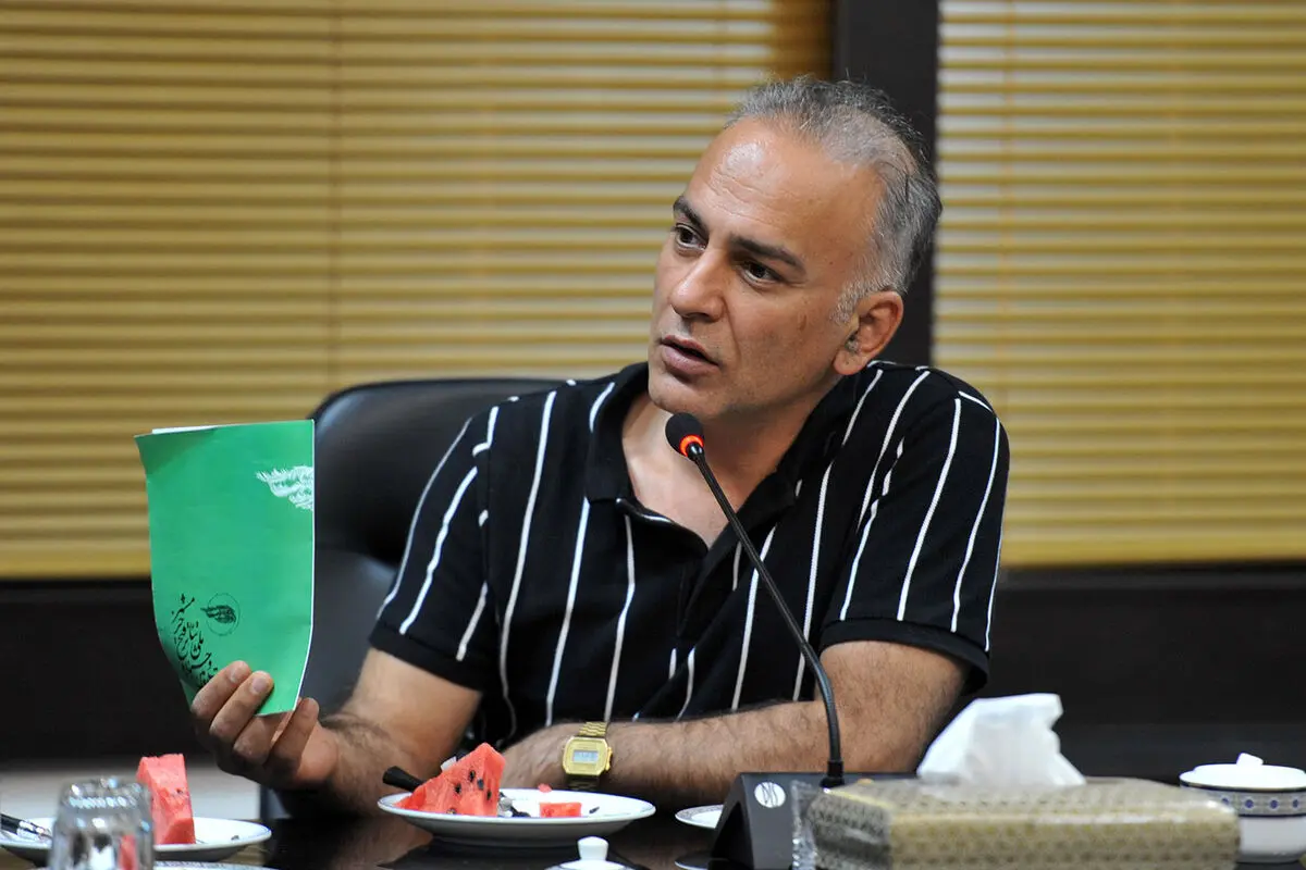 دیدار جمعی از هنرمندان با رضا رحمانی  وزیر صنعت، معدن و تجارت 