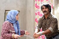 فیس تلویزیون در رفته ! / تکراری بودن برنامه های تحویل سال و سریال های ضعیف یعنی تلویزیون دستی دستی فضا را به ماهواره ها می بازد/ فقط زیر خاکی ۳، شبکه ۳ هم همچنان در مسیر جاده خاکی !