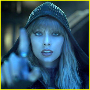 taylor-swift-ready-for-it-video2