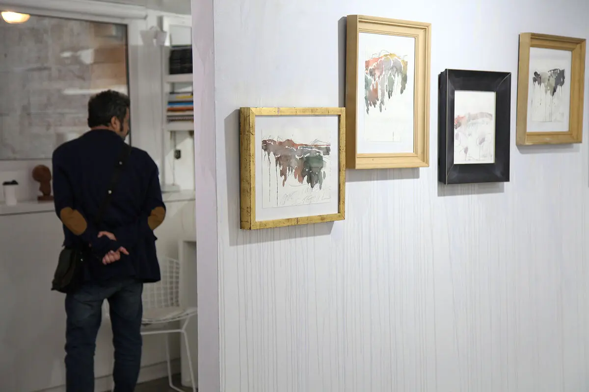 نمایشگاه آثار دو و سه‌بعدی شقایق عربی و فریدون آو در گالری دستان دو