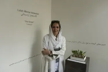 نمایشگاه آثار لاله معمار اردستانی در گالری اعتماد