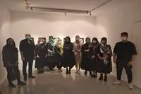 ملامین از نگاه ۱۴ هنرمند در گالری ویستا/ افتاد ولی نشکست