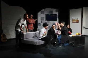 نمایش "حکم" در پردیس تئاتر شهرزاد