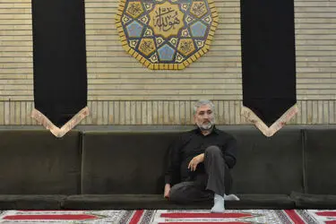 مراسم ختم زنده یاد داریوش اسدزاده در مسجد بلال