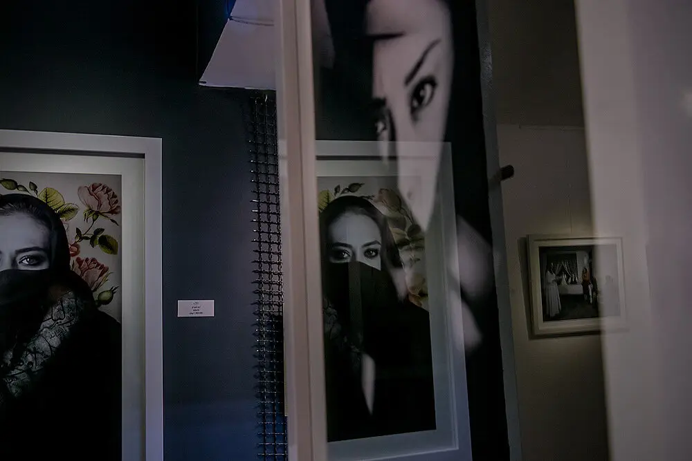 Negah Gallery Launches Group Photography Exhibition