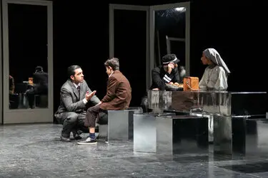 نمایش "دشمن مردم" در سالن بزرگ مولوی‎