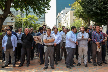 تشییع پیکر زنده‌یاد داریوش اسدزاده از مقابل خانه هنرمندان