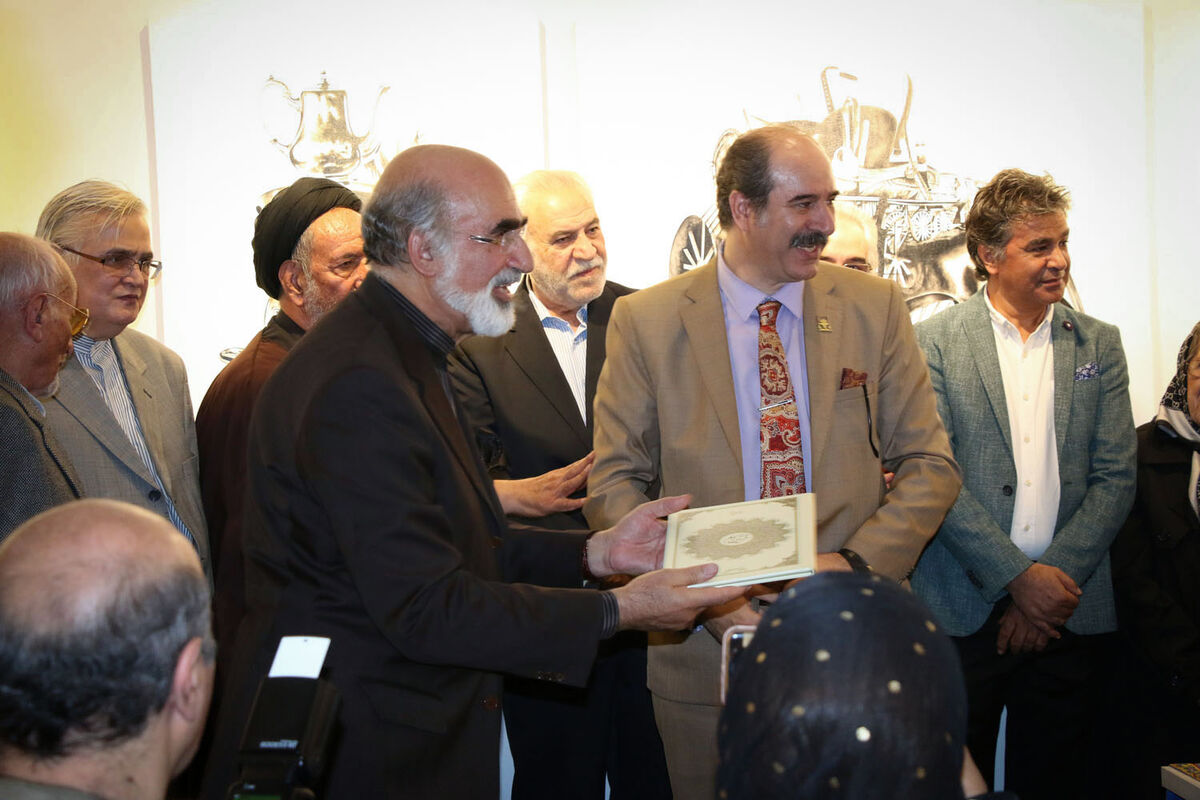 رونمایی از کتاب 