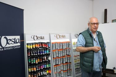کارخانه رنگ وستا 