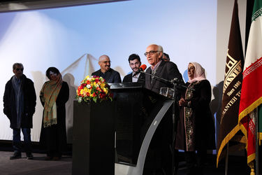 مراسم جایزه هنری "ویستا" در باغ موزه قصر