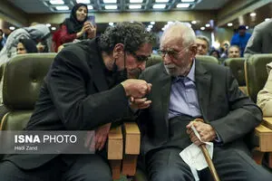ببینید: جشن صد سالگی محمدعلی موحد با ساز شهرام ناظری و حضور شفیعی کدکنی