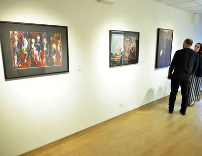 دو دقیقه به نیمه شب دید بزنید