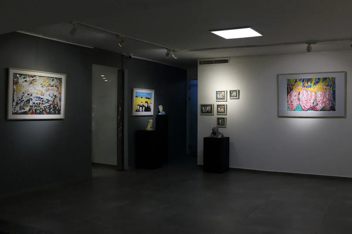Khashayar Farhat Mojdeh Gallery