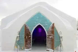 محبوبیت چشمگیر هتل یخی کانادا/ پذیرایی با ظرف یخ