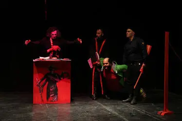 نمایش "شاهدین اعدام" در تماشاخانه مهرگان