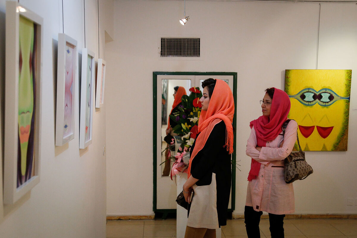 نمایشگاه نقاشی‌های شقایق ماندگار در گالری هفت ثمر