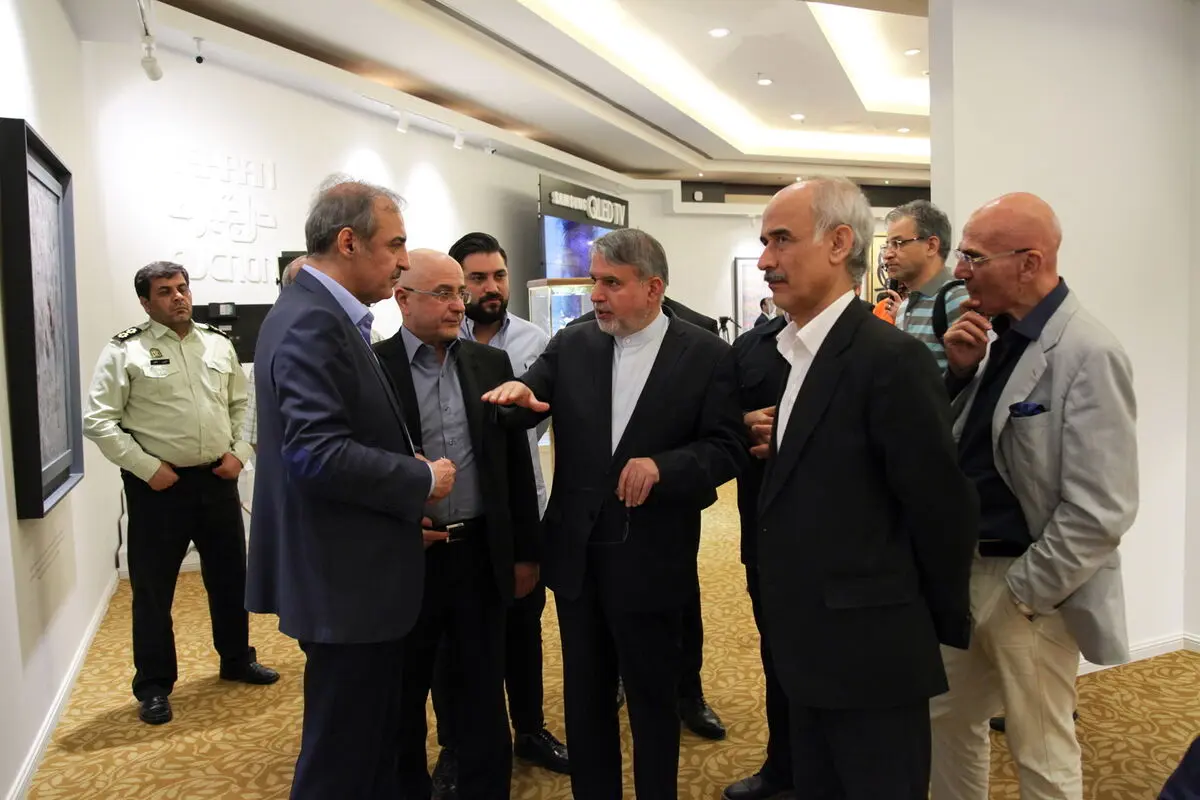 بازدید وزیر فرهنگ و ارشاد اسلامی از هفتمین حراج تهران