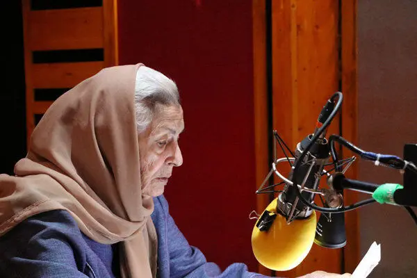 "کاغذ به فرنگ" با حضور ژاله علو و کیوان ساکت ساخته می‌شود