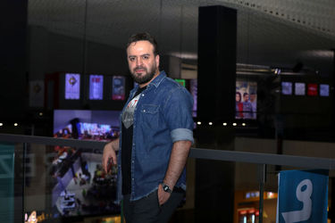 اکران فیلم "کارت پرواز" در پردیس چارسو