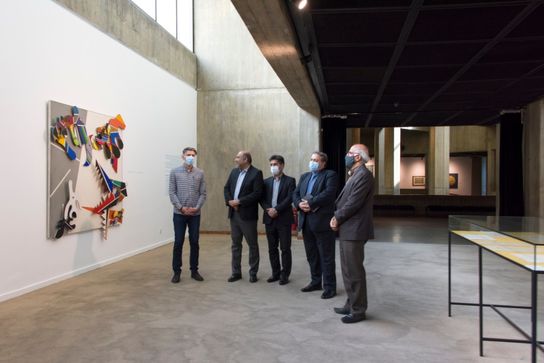 عباد رضا اسلامی در نمایشگاه پنج گنج موزه هنرهای معاصر تهران