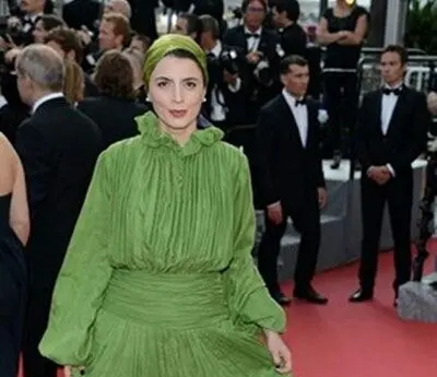لیلا حاتمی و ساعد سهیلی با نهنگ آبی به خانه شما می آیند