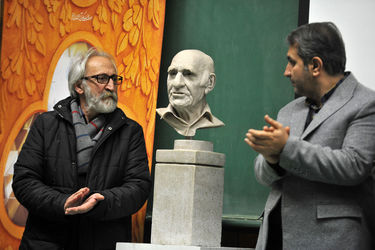 آیین اعطای نخستین جایزه آینه دار دوران در زادروز استاد باستانی پاریزی