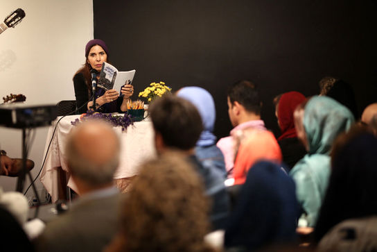 رونمایی از کتاب "تیراندازی در باک هِد" در آموزشگاه سکو