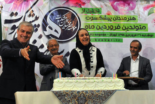 تجلیل از هنرمندان پیشکسوت متولد فروردین ماه