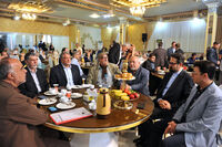 ببینید: گردهمایی هنرمندان با دولتی‌ها