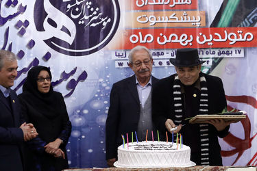 جشن تولد هنرمندان پیشکسوت متولد بهمن ماه در باغ زیبا
