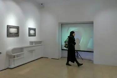 نمایشگاه عکس سکوت در عمارت روبرو