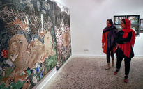 See Elham Nafisi’s Paintings in Homa Gallery