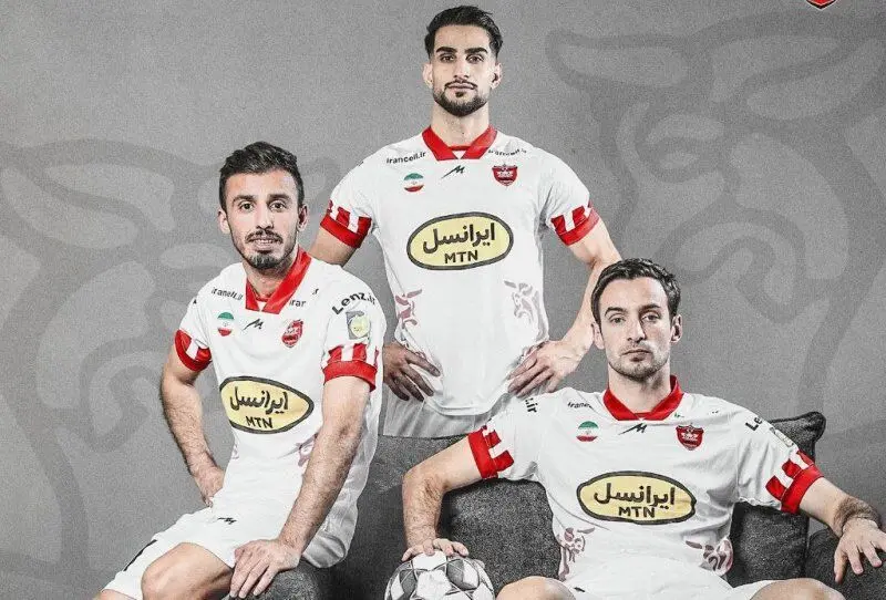رونمایی از لباس خوشرنگ پرسپولیس | سفید و قرمز جذاب پرسپولیس را ببینید