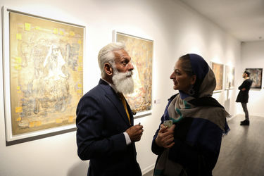 نمایشگاه نقاشی ناصر پلنگی و لباس بهنود جواهرپور در گالری آریانا