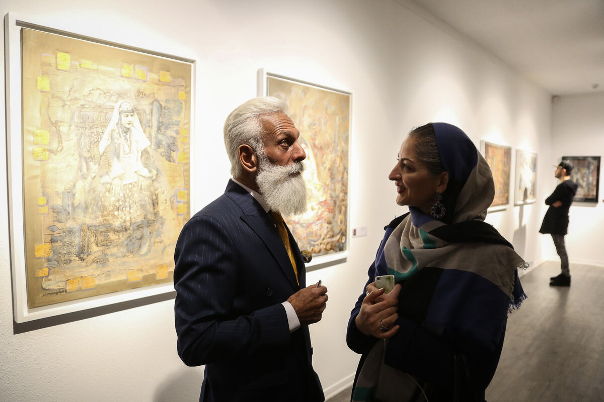 نمایشگاه نقاشی ناصر پلنگی و لباس بهنود جواهرپور در گالری آریانا