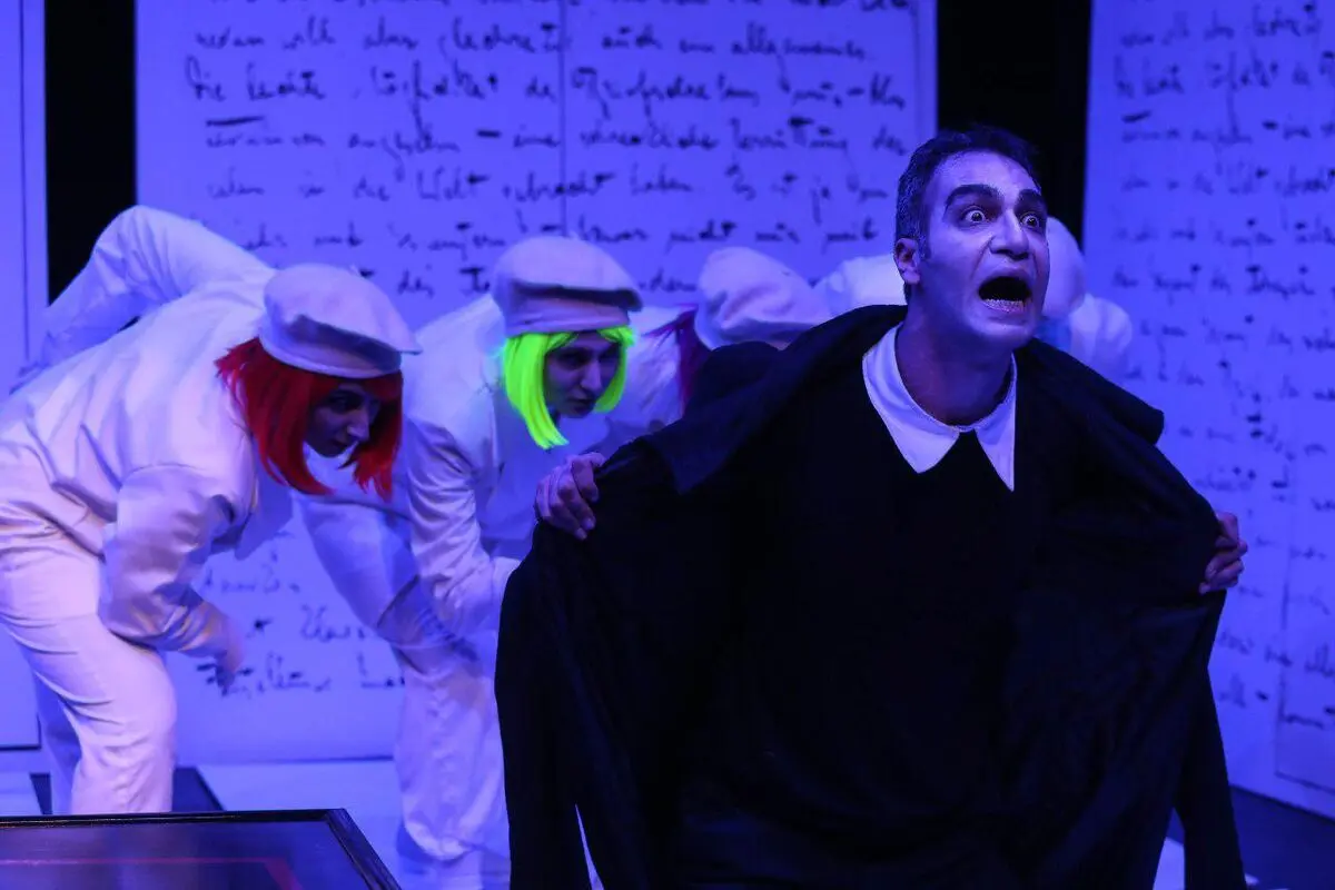 نمایش 