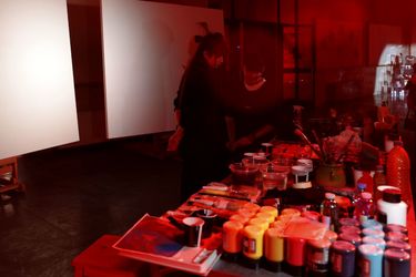 رنگ وستا در هفته دیزاین تهران در دانشکده هنرهای زیبا