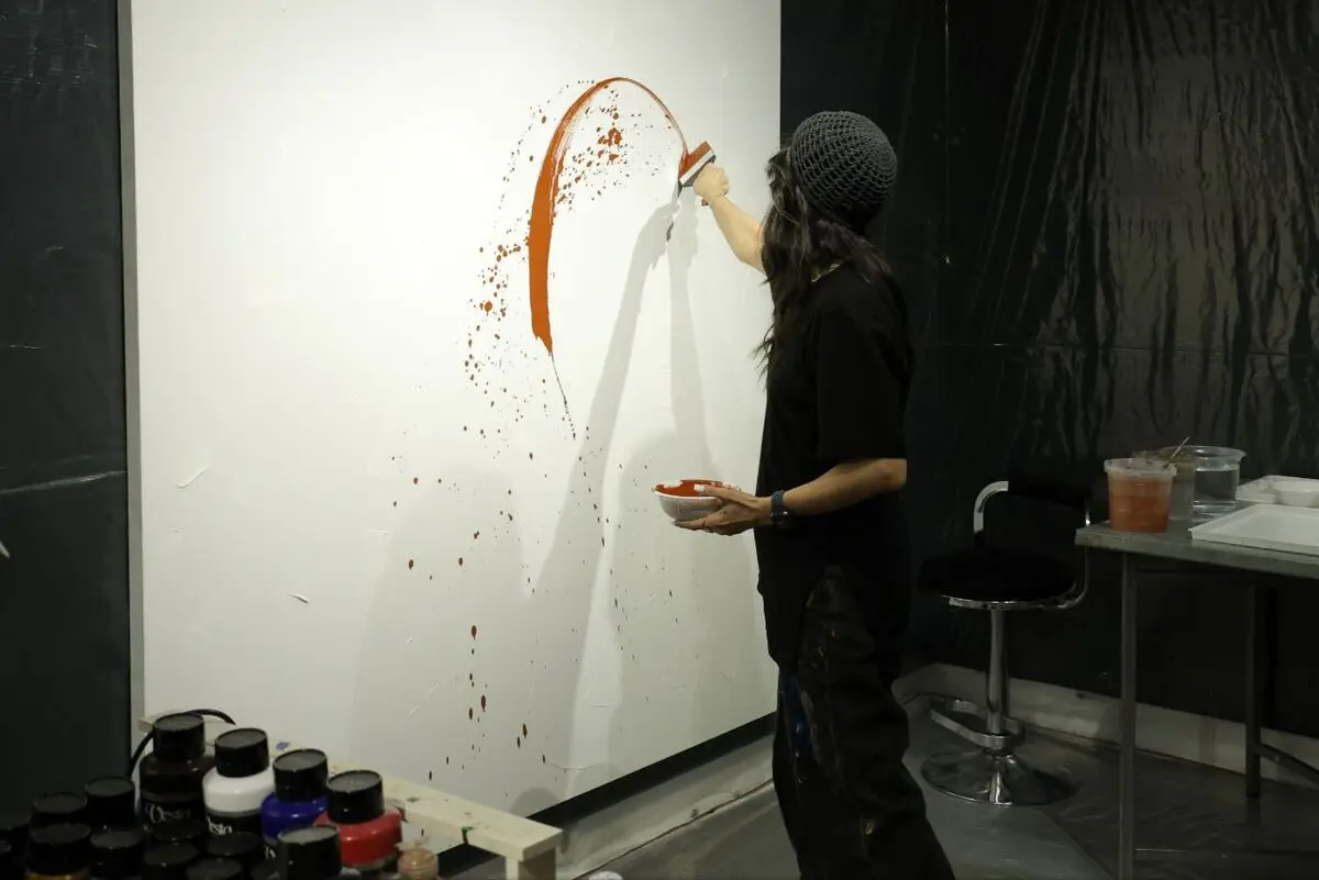 Live Painting Performance at Saless Gallery in Tehran with Vesta Color Support