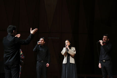 اجرای گروه آوازی تهران در جشنواره موسیقی فجر