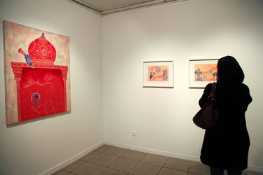 نمایشگاه نقاشی‌ و ویدئوهای ستاره حسینی در گالری ویستا