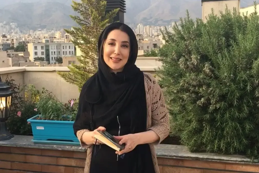 فلج شدن فک سحر جعفری جوزانی بر اثر خطای پزشکی