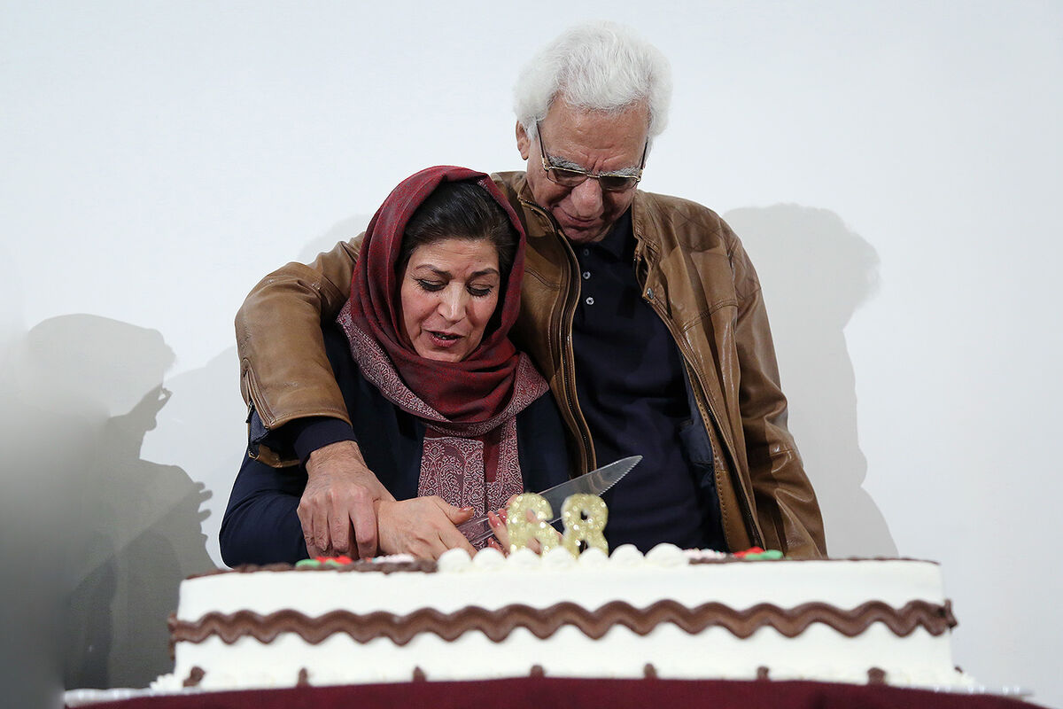 جشن تولد ۶8 سالگی کیومرث پوراحمد