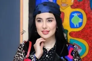 چهره غمزده شیدا یوسفی در مراسم تشییع مریم همتیان/ شیدا یوسفی کیست؟‌ +بیوگرافی شیدا یوسفی